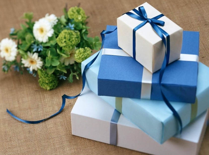Top 10 Gifts for Raksha Bandhan: Perfect Picks for Brothers and Sisters